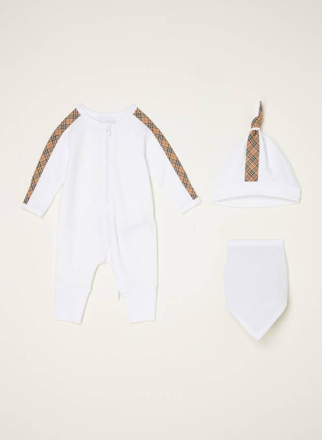 Burberry Giftbox met babypak en muts en slab 3 delig