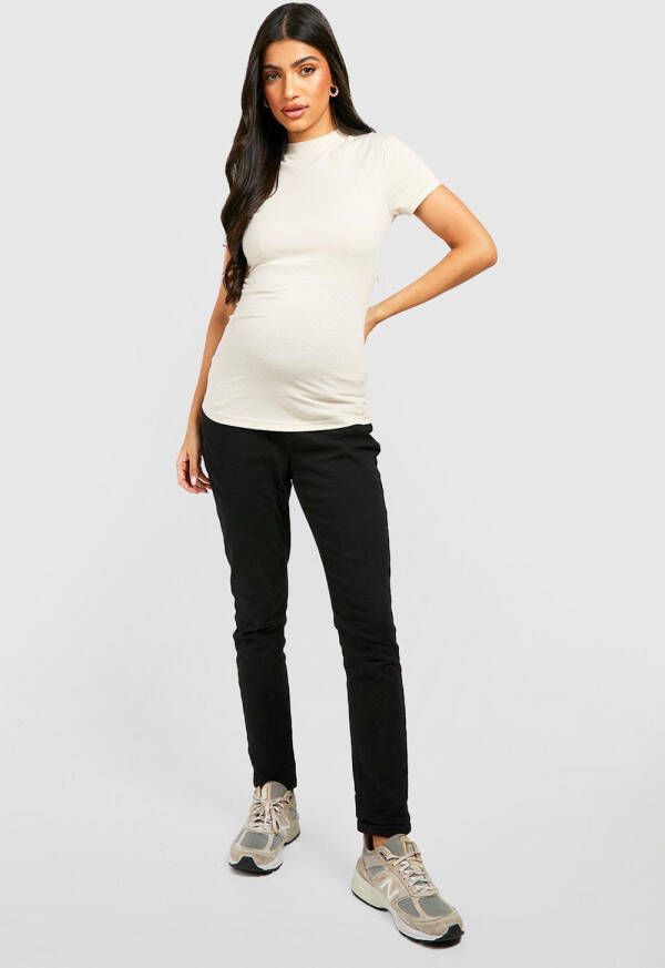 boohoo Zwangerschap Basic Getailleerd T Shirt Met Korte Mouwen, Stone